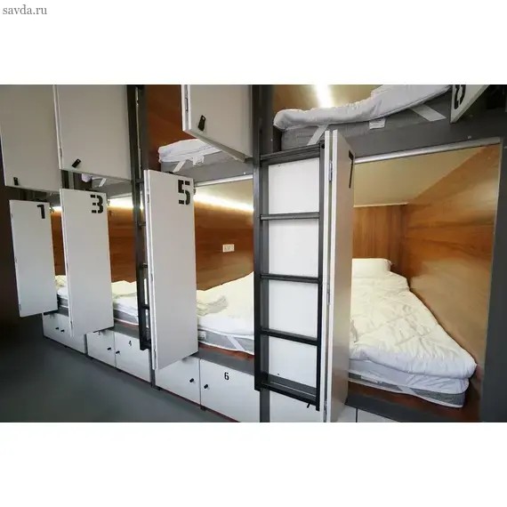 Капсула в женском номере на 8 мест